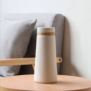 vase blanc mat