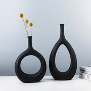 vase noir rond