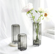 vase noire transparent