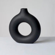 vase noir design
