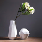 Vase Blanc Géométrique
