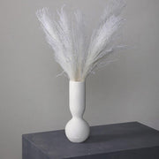 vase blanc minimaliste