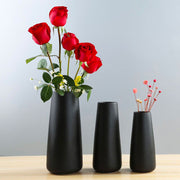 vase noir mat