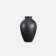 vase noire opaque